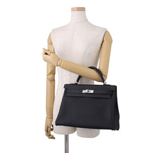Load image into Gallery viewer, HERMES Kelly 32 Black Togo Leather Size 32