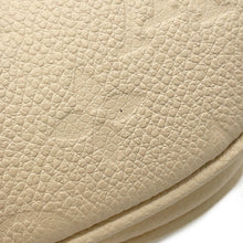 将图像加载到图库查看器中,LOUIS VUITTON Mini Bumbag claimM83275 Monogram Empreinte Leather Size Mini