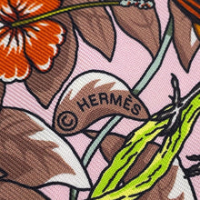 Load image into Gallery viewer, HERMES Twilly Jungle Love Love Pink Pearl / Etoupe / Blanc Silk100%