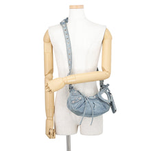 将图像加载到图库查看器中,BALENCIAGA Le Cagoule XS Shoulder Bag Blue6713092109U4715 Distressed denim