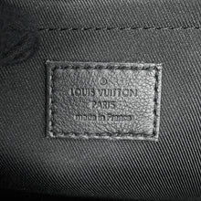 将图像加载到图库查看器中,LOUIS VUITTON Palm Springs Backpack NoirM44870 Monogram Monogram Reverse Canvas Size PM