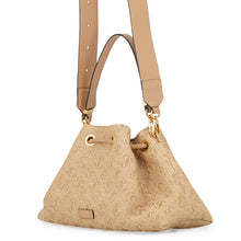 将图像加载到图库查看器中,JIMMY CHOO Cinch Bag Beige Raffia Size Medium