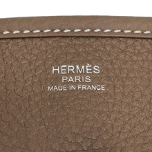 将图像加载到图库查看器中,HERMES Evelyne3 Etoupe Taurillon Clemence Size PM