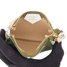 Load image into Gallery viewer, LOUIS VUITTON Mini Pochette Accessoires Beige/KhakiM67579 Monogram Monogram Giant