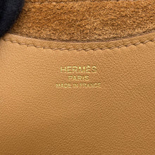 Load image into Gallery viewer, HERMES In the loop Biscuit Taurillon Clemence Swift Leather Size 18