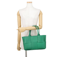Load image into Gallery viewer, Bottega Veneta Maxi INTRECCIATO Arco Tote Green652867 Leather Size Small