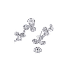 Load image into Gallery viewer, TIFFANY&Co. Paper Flower Earrings Pt950