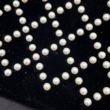 Load image into Gallery viewer, CHANEL Chain wallet Black Velour/Leather