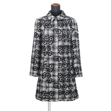 Load image into Gallery viewer, CHANEL Karl Lagerfeld Size 38 Black/WhiteP26844V17315 Wool74%・Nylon10%・Cotton7%・Silk5%・Rayon4%