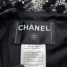 Load image into Gallery viewer, CHANEL Karl Lagerfeld Size 38 Black/WhiteP26844V17315 Wool74%・Nylon10%・Cotton7%・Silk5%・Rayon4%