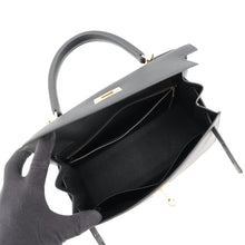 Load image into Gallery viewer, HERMES Kelly Sellier Black Epsom Size 28