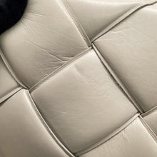 Load image into Gallery viewer, Bottega Veneta Maxi INTRECCIATO Leather Clutch Bag Beige Leather
