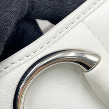 Load image into Gallery viewer, GUCCI Horsebit Chain Shoulder Bag White764339 AACU1 9014 Leather Size Small
