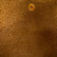 Load image into Gallery viewer, HERMES Evelyne Amazon Short Biscuit / Nata Taurillon Clemence Size TPM