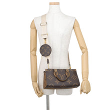 将图像加载到图库查看器中,LOUIS VUITTON Onthego EW RedM46653 Monogram Reverse Canvas Monogram Giant