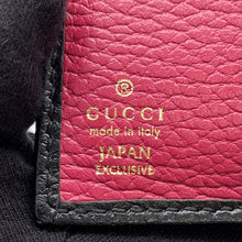 将图像加载到图库查看器中,GUCCI GG Marmont Compact Wallet Black772738 Leather