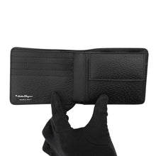 Load image into Gallery viewer, Ferragamo Gancini Bifold Wallet Black665571 311903 Leather