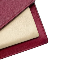 Load image into Gallery viewer, LOUIS VUITTON Pochette Lock Me Chain Lie De Vin/Etain/CrèmeM63470 Calf Leather Size BB