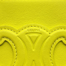 将图像加载到图库查看器中,CELINE Cuil Triomphe Box Shoulder Yellow199263DU3 Leather Size Small