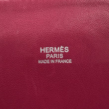 Load image into Gallery viewer, HERMES Bolide Ruby Taurillon Clemence Size 31