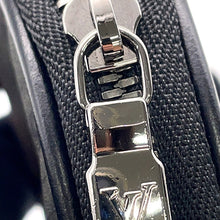 Load image into Gallery viewer, LOUIS VUITTON Porto Craie / Pouch Nylon Khaki/NoirMP2711 Monogram・Camouflage