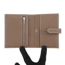 Load image into Gallery viewer, HERMES BEAN Compact Etoupe Epsom