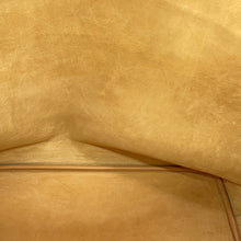 Load image into Gallery viewer, Ferragamo Charming Tote Light Camel216999 770646 Calf Leather Size XL