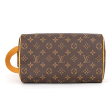 Load image into Gallery viewer, LOUIS VUITTON dopp kit JauneM46764 Monogram