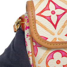 Load image into Gallery viewer, LOUIS VUITTON By the Pool Diane White/CoralM83621 Monogram・Tiles Size Nano