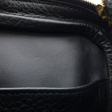 Load image into Gallery viewer, HERMES Lindy Black Taurillon Clemence Size 26
