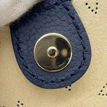 将图像加载到图库查看器中,LOUIS VUITTON Blossom NavyM14317 Monogram Mahina Size PM