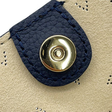 将图像加载到图库查看器中,LOUIS VUITTON Blossom NavyM14317 Monogram Mahina Size PM