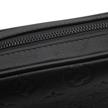 Load image into Gallery viewer, LOUIS VUITTON Trio Messenger NoirM26713 Monogram Shadow
