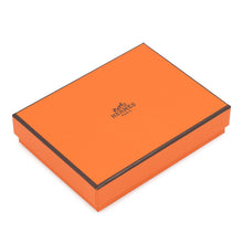 Load image into Gallery viewer, HERMES RMS Passport Case mauve pail Evercolor