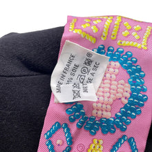 Load image into Gallery viewer, HERMES Twilly Kelly Amperle Rouge/Blanc/Multicolor Silk100%