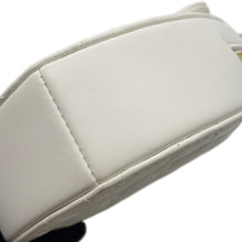 Load image into Gallery viewer, CHANEL Matelasse Heart Shape Chain Shoulder WhiteAS3191 Lambskin