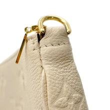 将图像加载到图库查看器中,LOUIS VUITTON Multi Pochette Accessoires claimM46568 Monogram Empreinte Leather