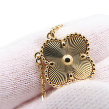 将图像加载到图库查看器中,Van Cleef & Arpels Vintage Alhambra Guilloche PendantVCARP4KL00 18K Yellow Gold