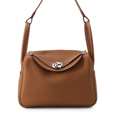 Load image into Gallery viewer, HERMES Lindy Gold Taurillon Clemence Size 26