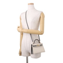 Load image into Gallery viewer, HERMES Mini Kelly 2 SPO Craie/Gris Meyer Epsom