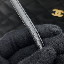 Load image into Gallery viewer, CHANEL Matelasse Strap Clutch Bag BlackAP5227 Lambskin