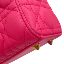 将图像加载到图库查看器中,Dior Lady Dior Canage Warm FuchsiaM05314NEE_M15F Lambskin Size Small