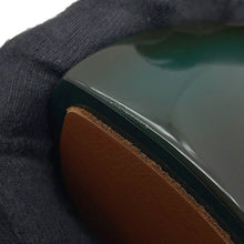 将图像加载到图库查看器中,HERMES Paperweight Samarkand Vert Cypress LacquerWood