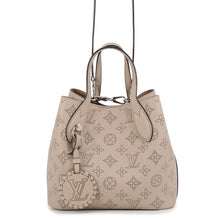 Load image into Gallery viewer, LOUIS VUITTON Blossom GaletM21849 Monogram Mahina Size PM