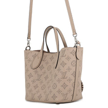 Load image into Gallery viewer, LOUIS VUITTON Blossom GaletM21849 Monogram Mahina Size PM