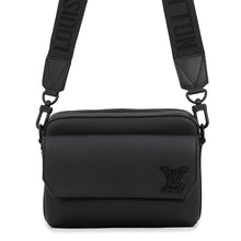 Load image into Gallery viewer, LOUIS VUITTON LV Aerogram Fastline Messenger NoirM22482 Leather LV Aerogram