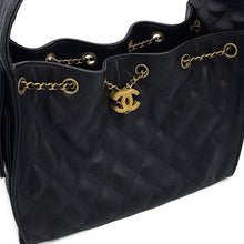 Load image into Gallery viewer, CHANEL CHANEL25 CHANEL25 ChainShoulder Bag BlackAS5293 Caviar Leather Size Small