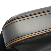 将图像加载到图库查看器中,LOUIS VUITTON Fowler NoirM55142 Monogram Mat