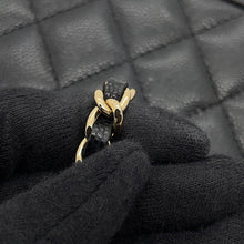 将图像加载到图库查看器中,CHANEL Matelasse Classic ChainClutch BlackAP4425 Caviar Leather