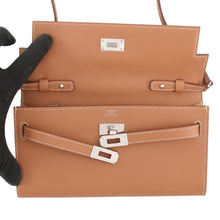 Load image into Gallery viewer, HERMES Kelly wallet long to go Gold Evercolor